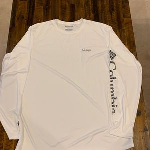 Columbia PFG Long Sleeve Shirt. Size L